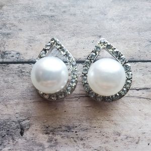 Crystal and Pearl Teardrop Stud Earrings